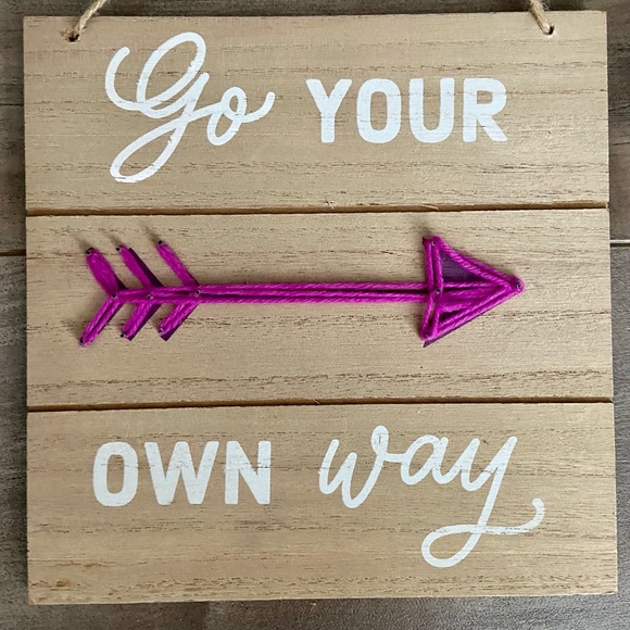 Go Your Own Way String Art Arrow Sign in Fuchsia - Picture 4 of 5